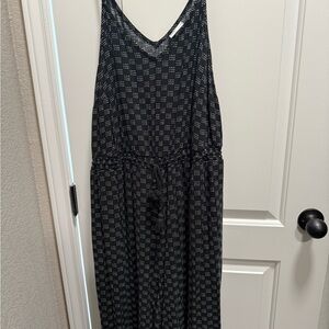 Ava & Viv Black and White Geometric Romper